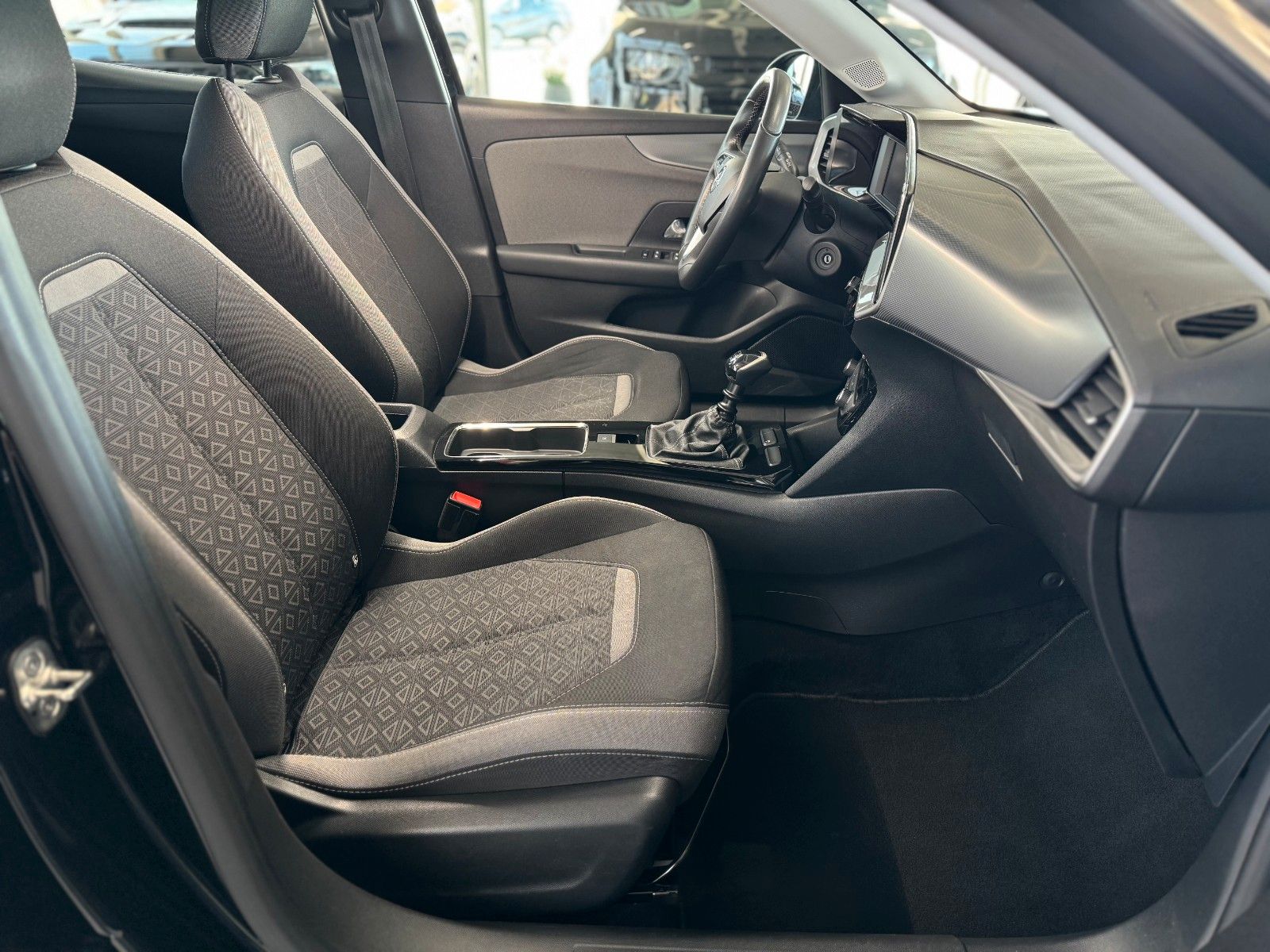Fahrzeugabbildung Opel Mokka 1.2 Turbo Edition "Klima Tempomat DAB LED"