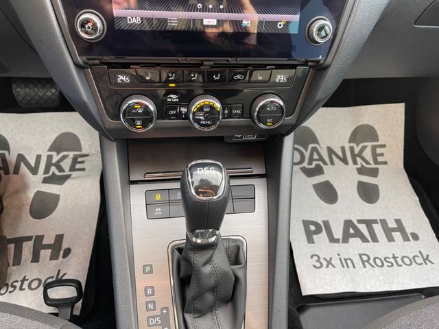 Skoda Octavia Combi Soleil Grau Kamera Automatik
