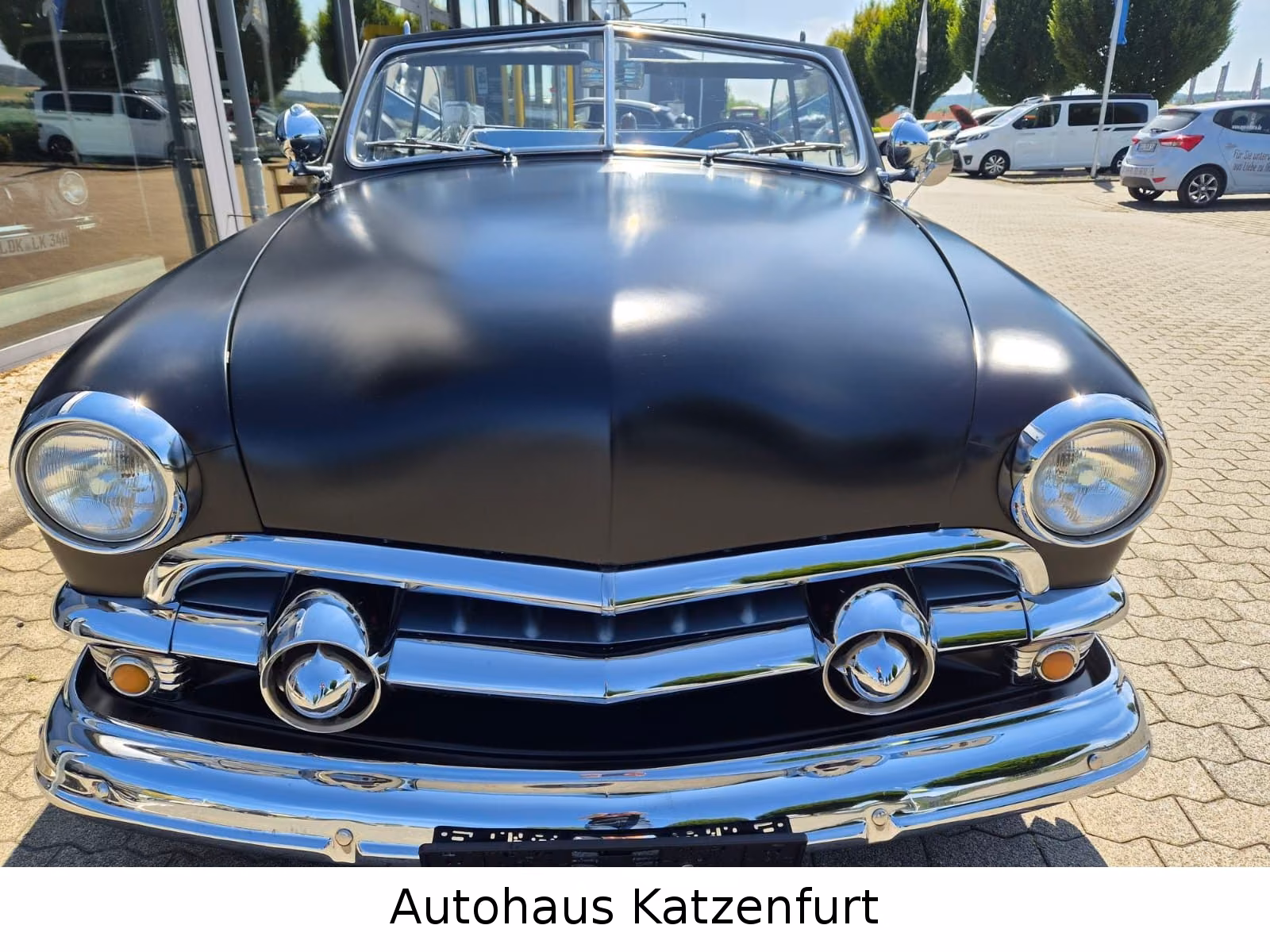 Ford Shoebox Custom Eight Convertible Coupe/#28