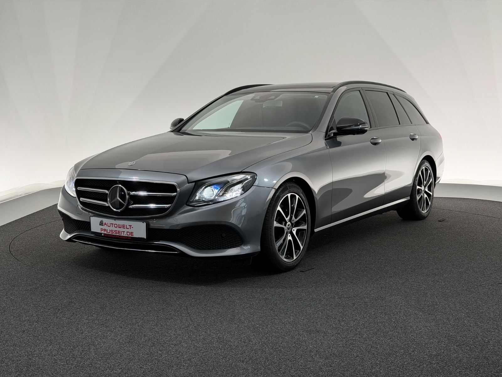 Mercedes-Benz E - Ansicht 3