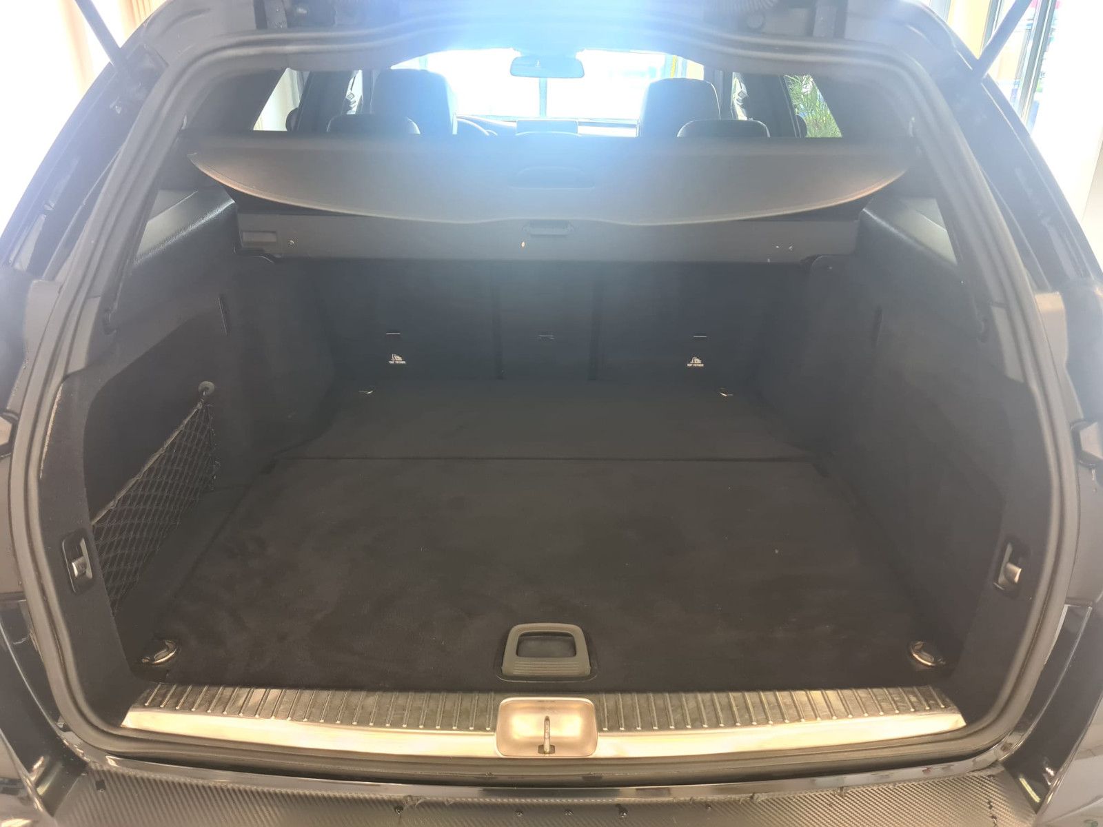 Fahrzeugabbildung Mercedes-Benz C 43 AMG T-Modell / 1. Hand / Insp n / SH bei MB