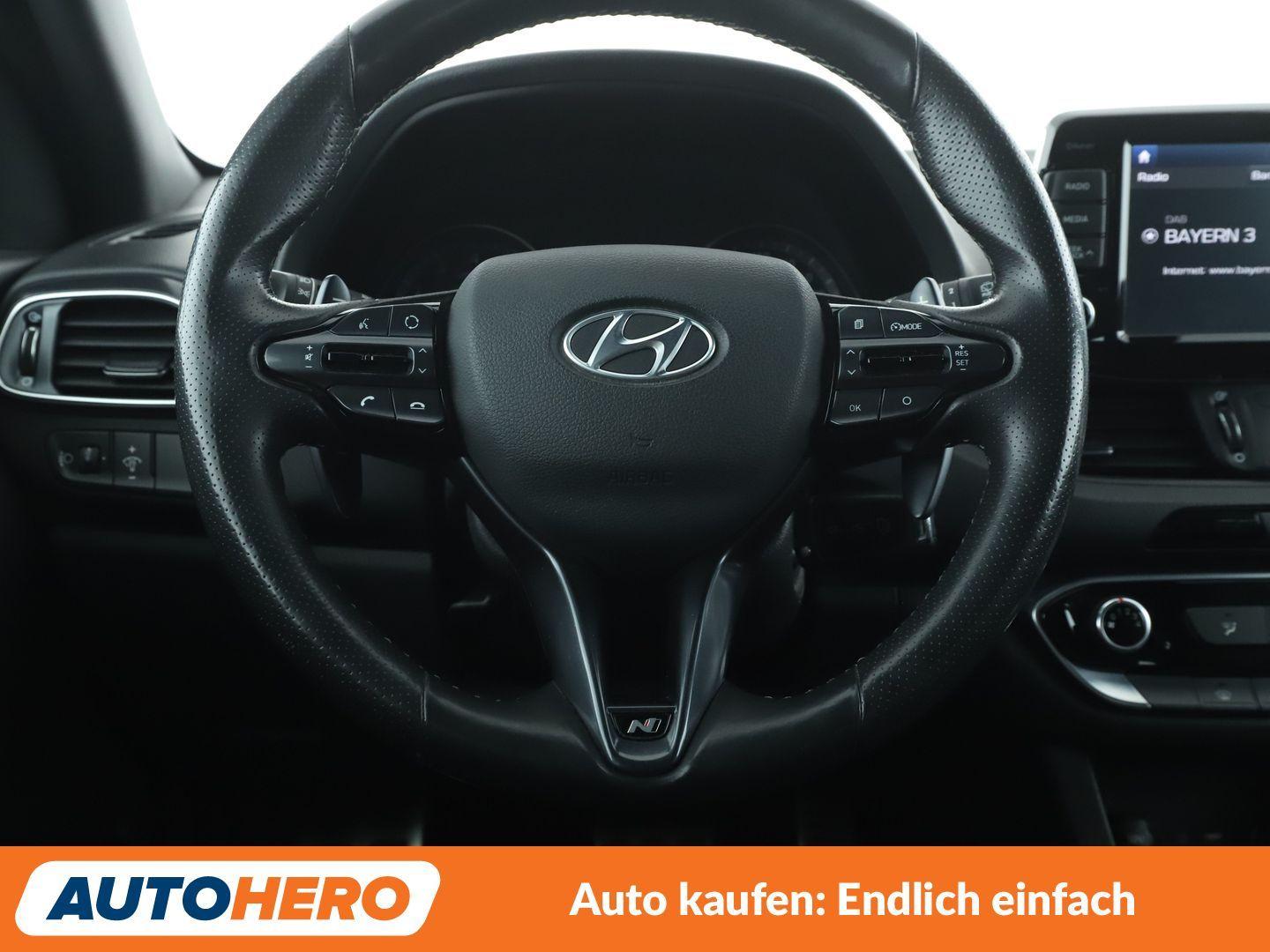 Hyundai i30 1.4 TDGI N-Line Aut.*NAVI*TEMPO*CAM*PDC*SHZ*