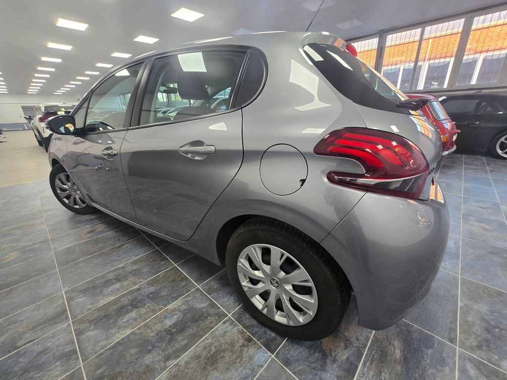 Image of Peugeot 208