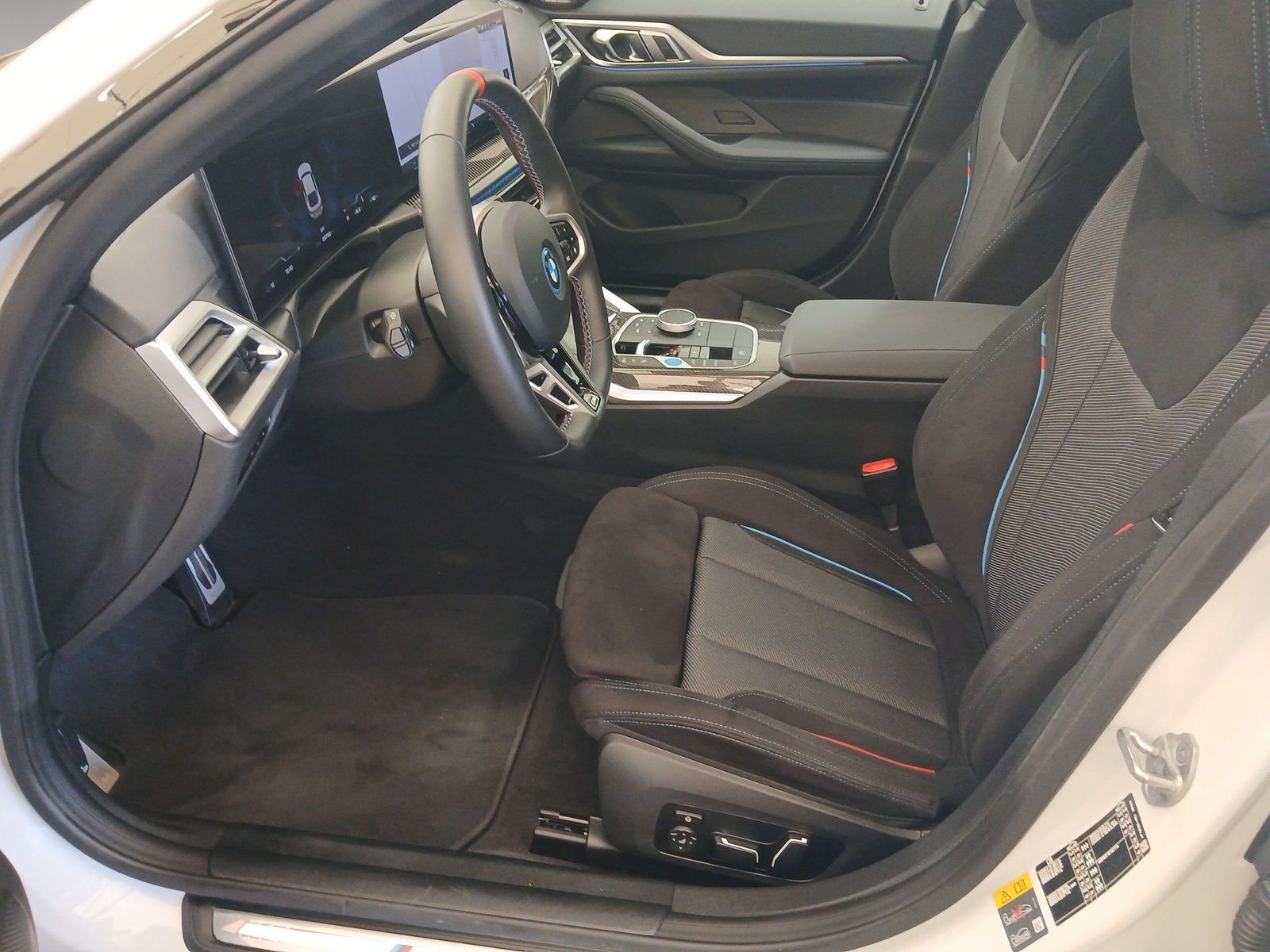 BMW i4 - Bild 8