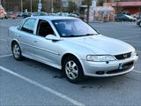 Opel Vectra B 1.8 16V  2. Hand  nur 109.... - gebrauchte Opel Vectra aus dem Jahr 2001