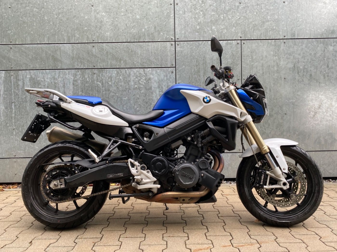 Fahrzeugabbildung BMW F 800 R Touren- und Dynamikpaket