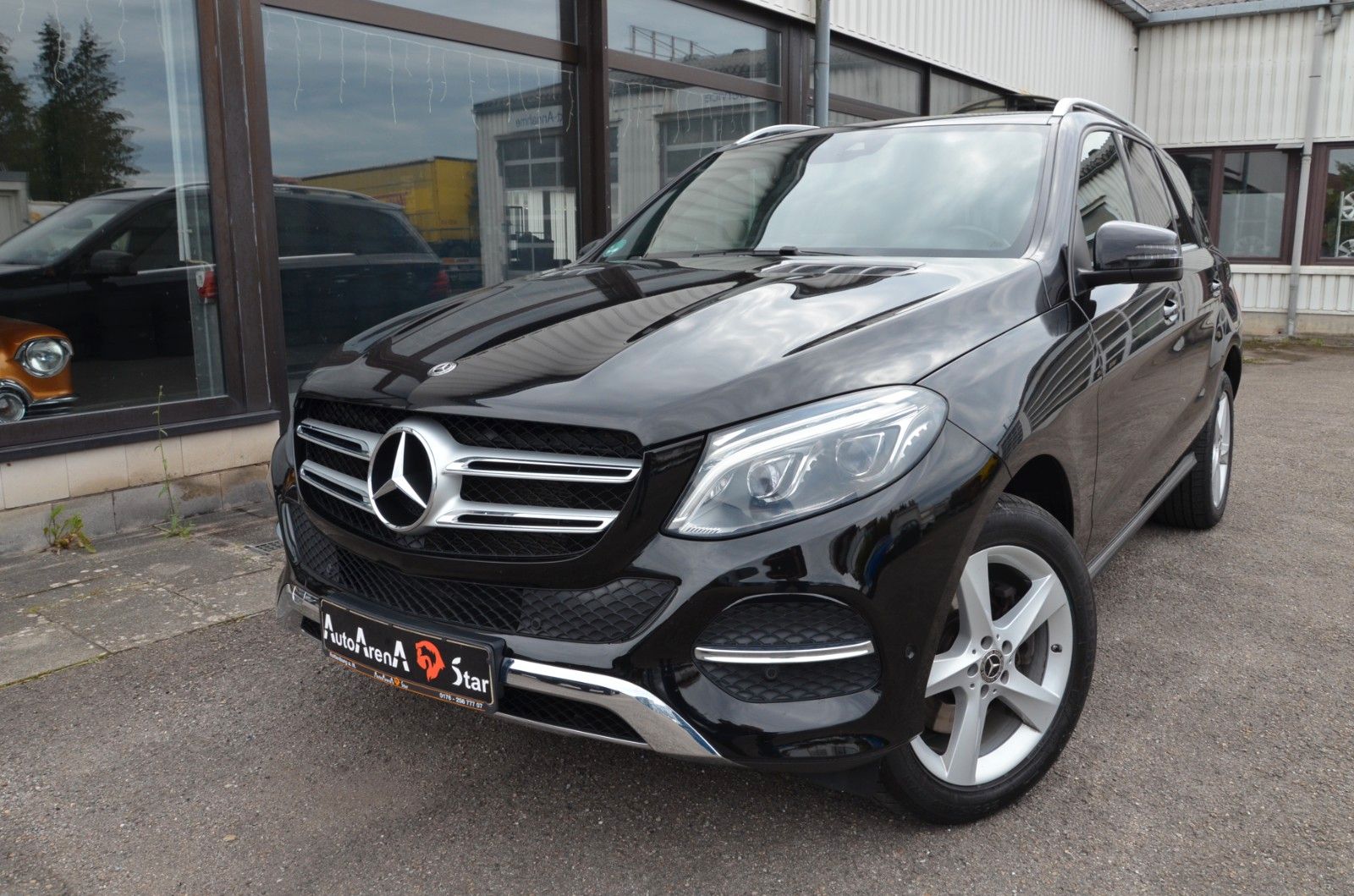 MERCEDES-BENZ GLE 400 4-MATIC,Alu,Klima,LED,Leder,PDC,Shz,Tel
