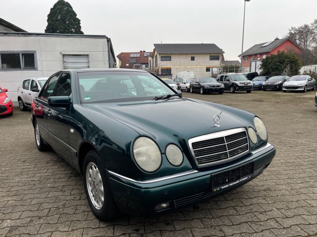 Mercedes-Benz E 240*TÜV NEU*Service NEU*LPG*Klima*Automatik*