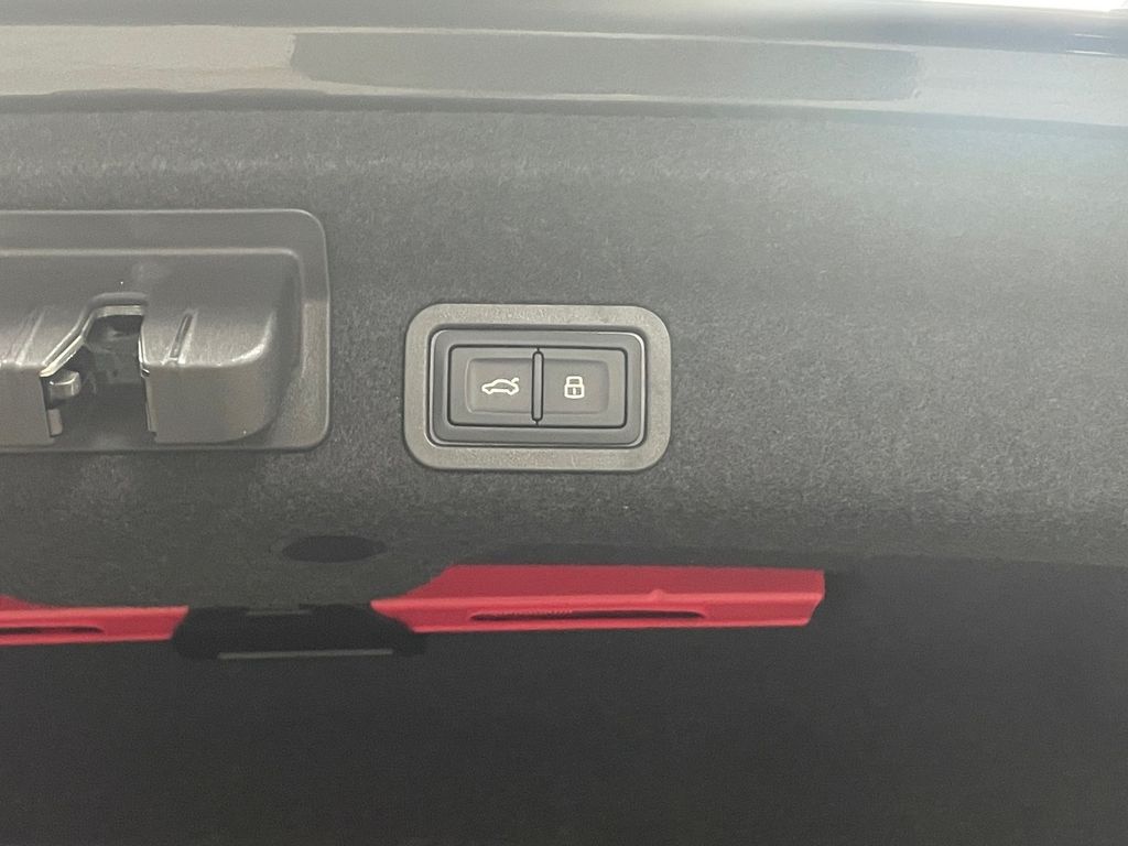 Audi A6 55 TFSI e quattro S LINE PANO AHK NETTO 37500