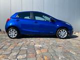 Mazda 2 1.3 TÜV & INSPEKTION NEU ALLWETTER KLIMA LED - Mazda aus 2009