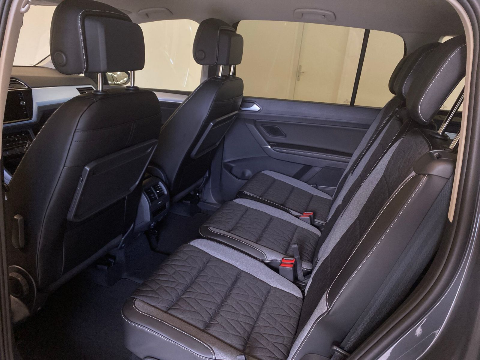 Volkswagen Touran - Bild 13