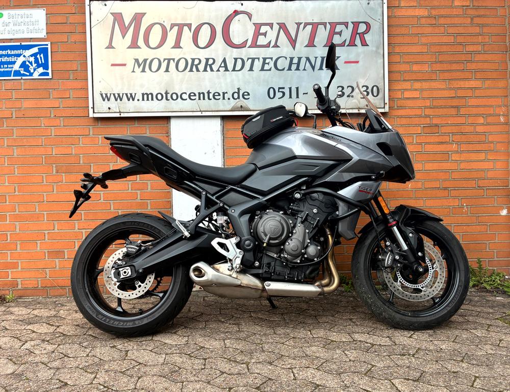 Triumph Tiger Sport 660 -- 1. Hand, Bluetooth, Extras --