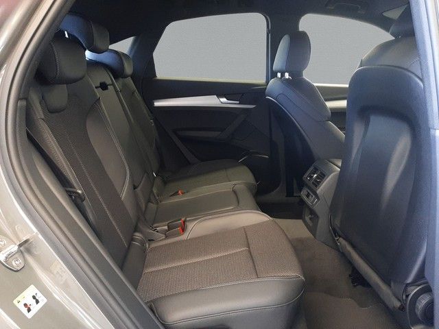 Fahrzeugabbildung Audi Q5 Sportback S line 40TDI quattro AHK Matrix 20"