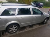 Opel Auto Opel Astra - Opel Astra aus 2006 mit Diesel-Antrieb