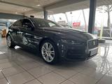 Jaguar XE SE P250 *1.Hand*MwSt.* - Jaguar XE P250 Gebrauchtwagen