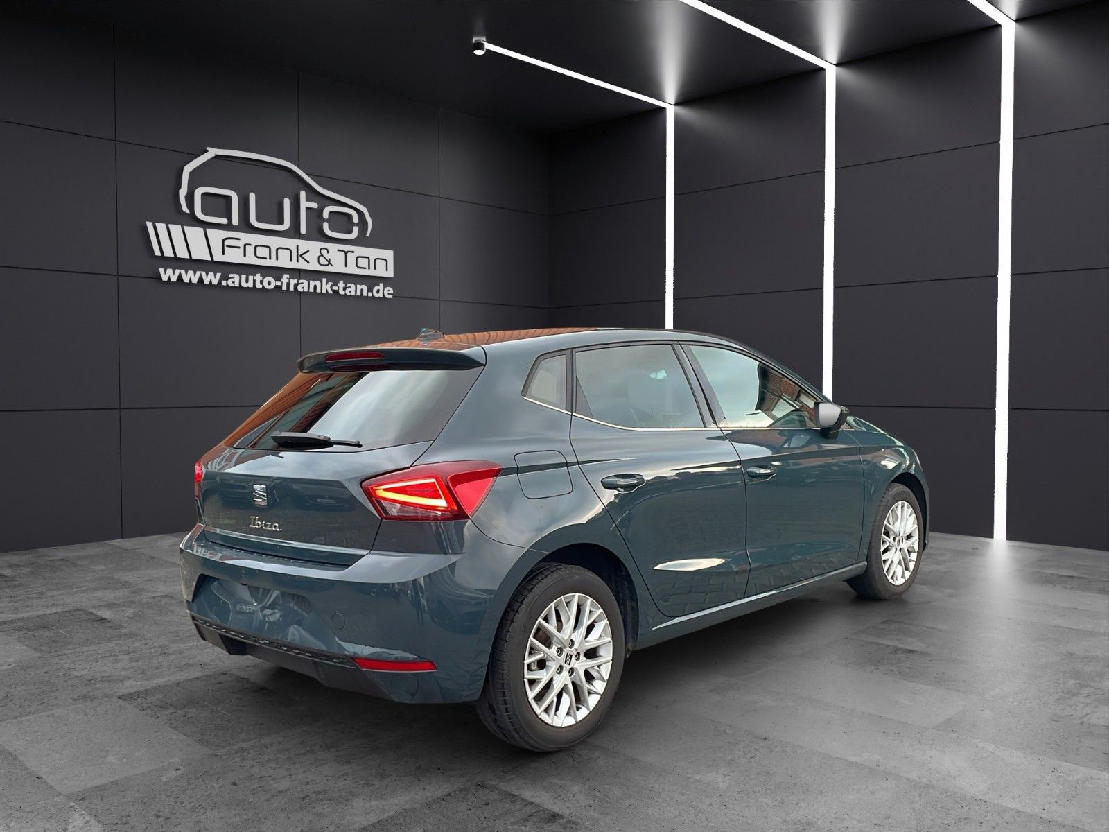 Fahrzeugabbildung SEAT Ibiza Xcellence*LED*Kamera*Blth*Ambiente*DAB*