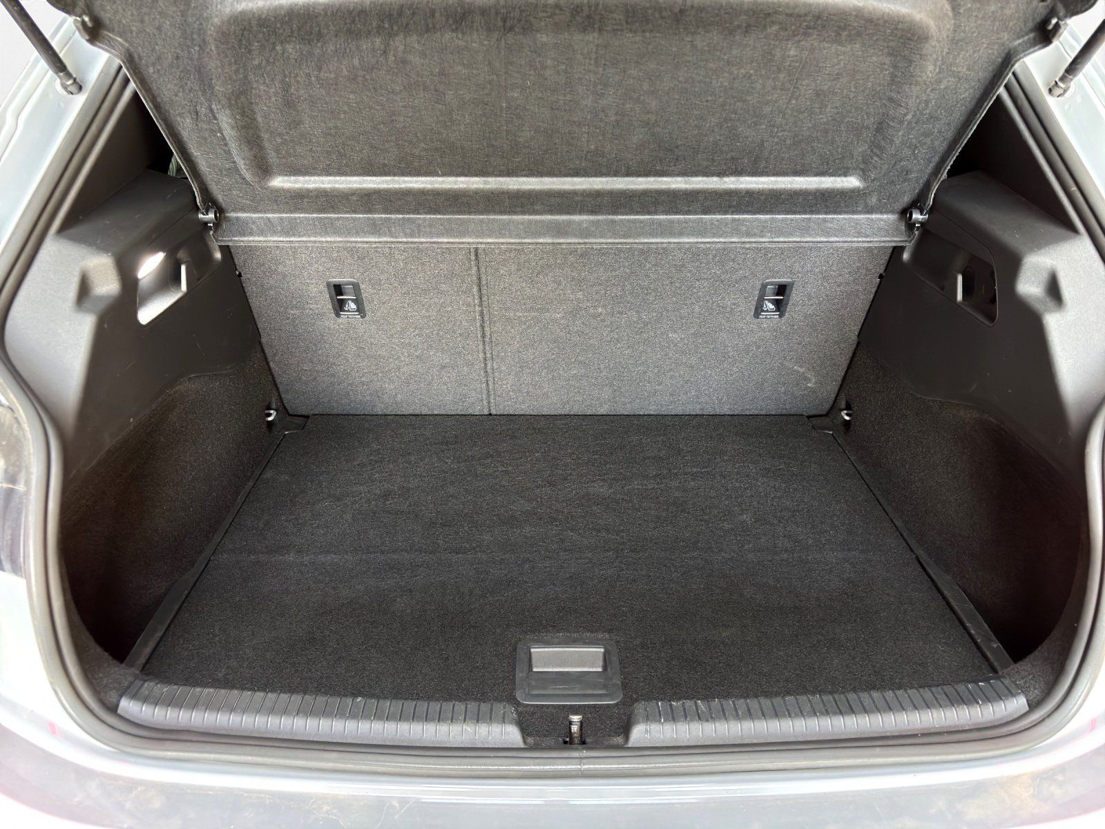 Cupra Born - Bild 7