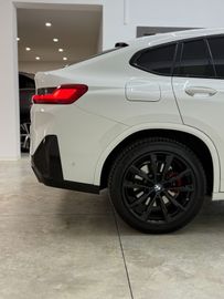 BMW X4 - 11