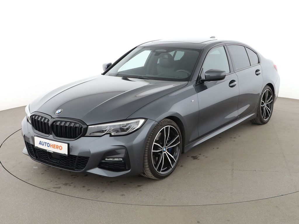 Image of BMW 330