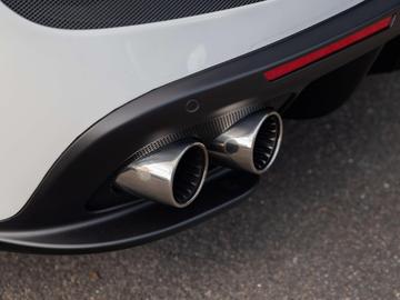 2021 Ferrari GTC4LUSSO — миниатюра 29