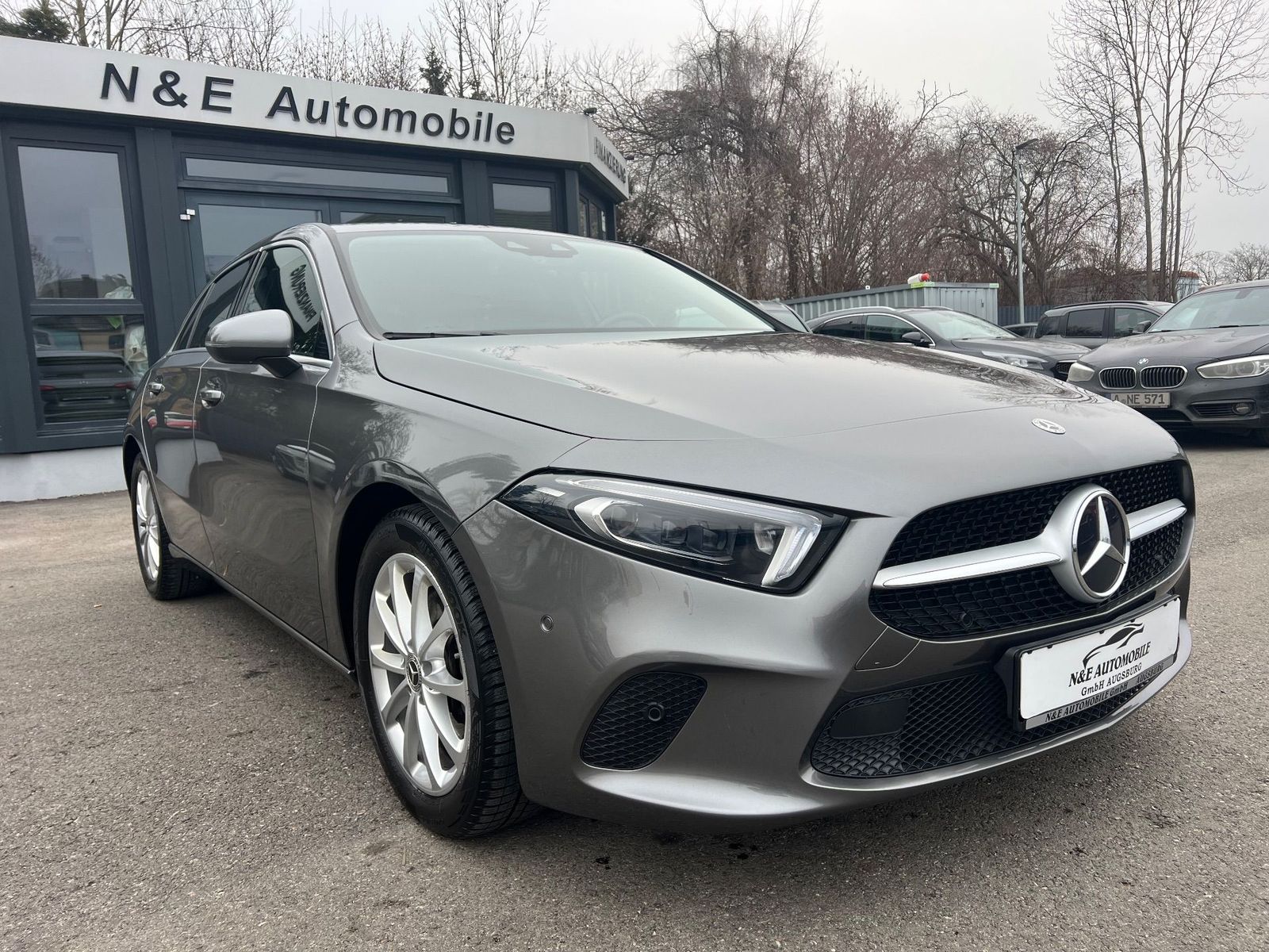 MERCEDES-BENZ A 200 d Automatik
