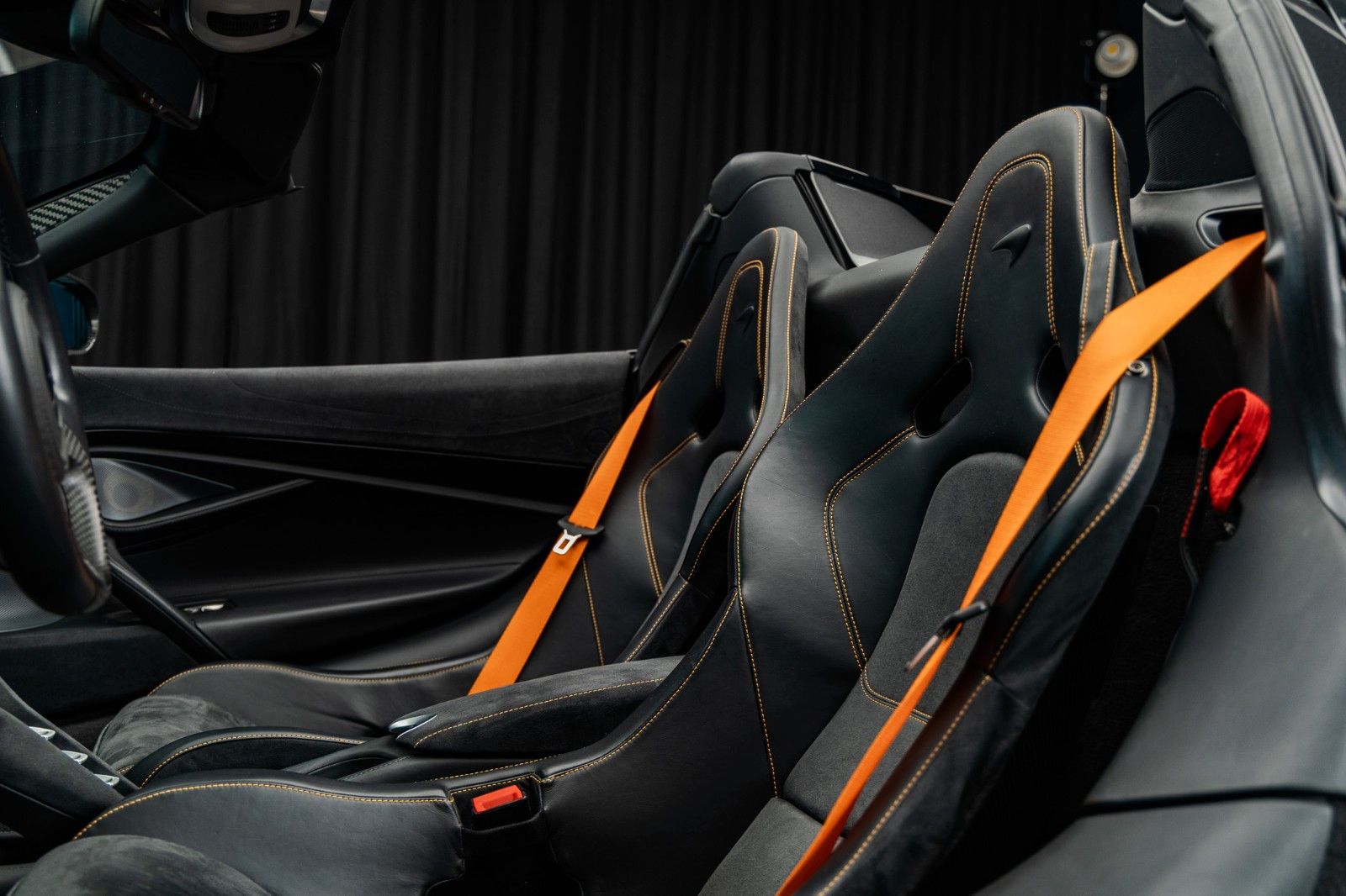 Fahrzeugabbildung McLaren 720S Spider + Scheckheft + Service Neu + Top Zus