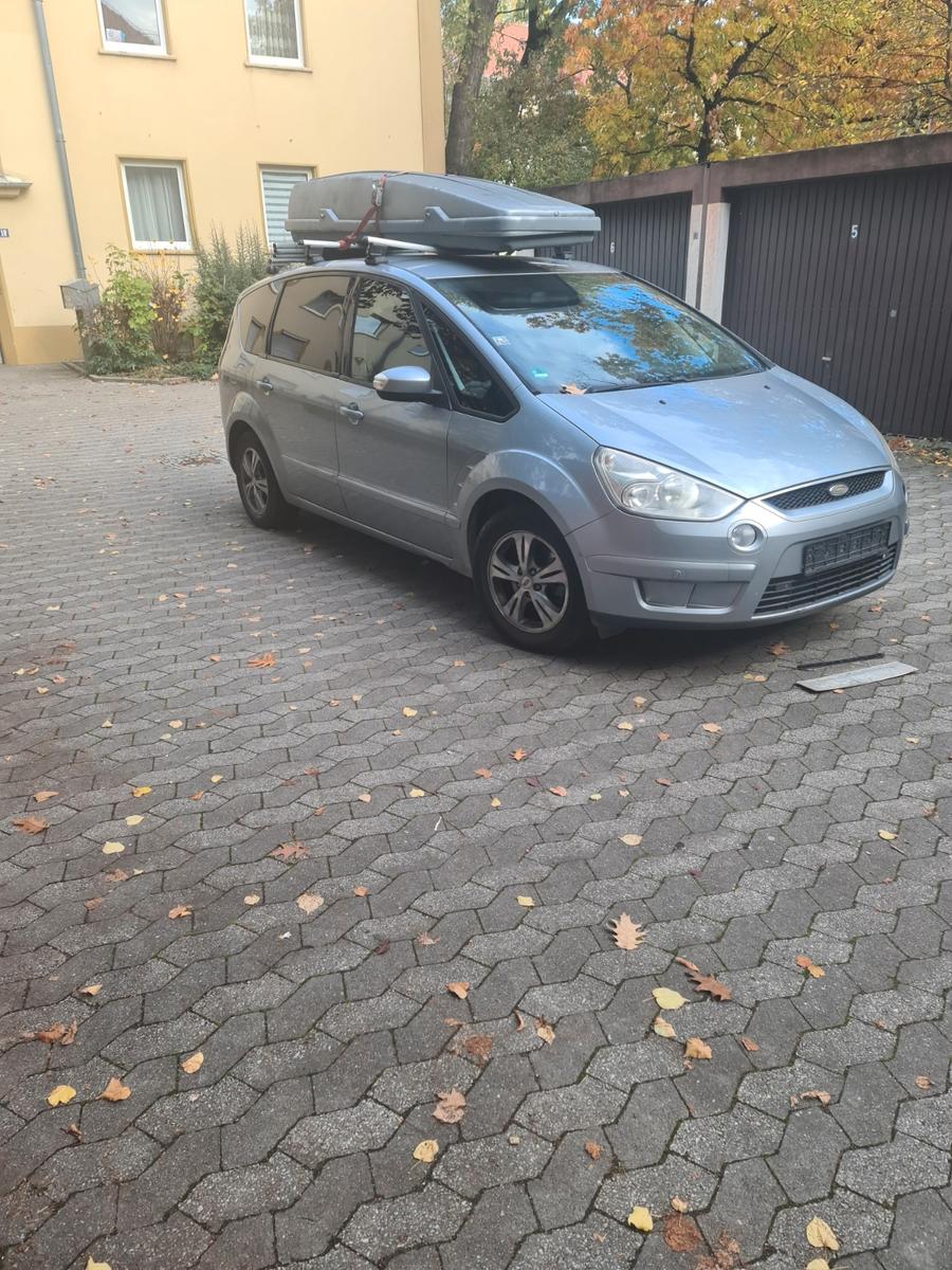 Ford S-Max