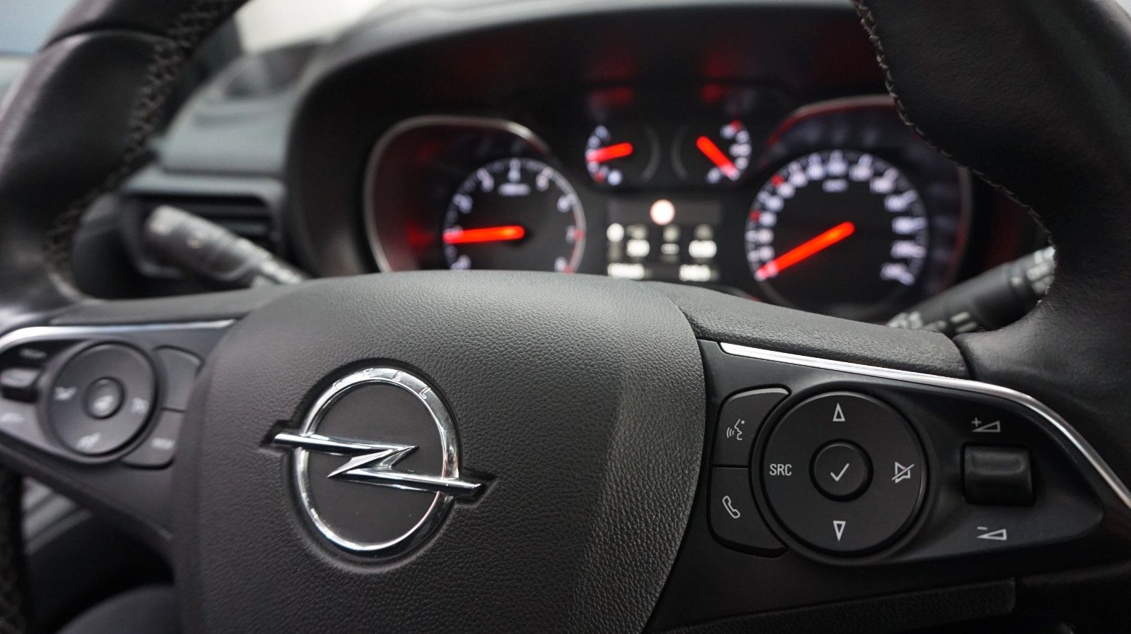 Fahrzeugabbildung Opel Life E Innovation 5,5 L. durch. Verbrauch