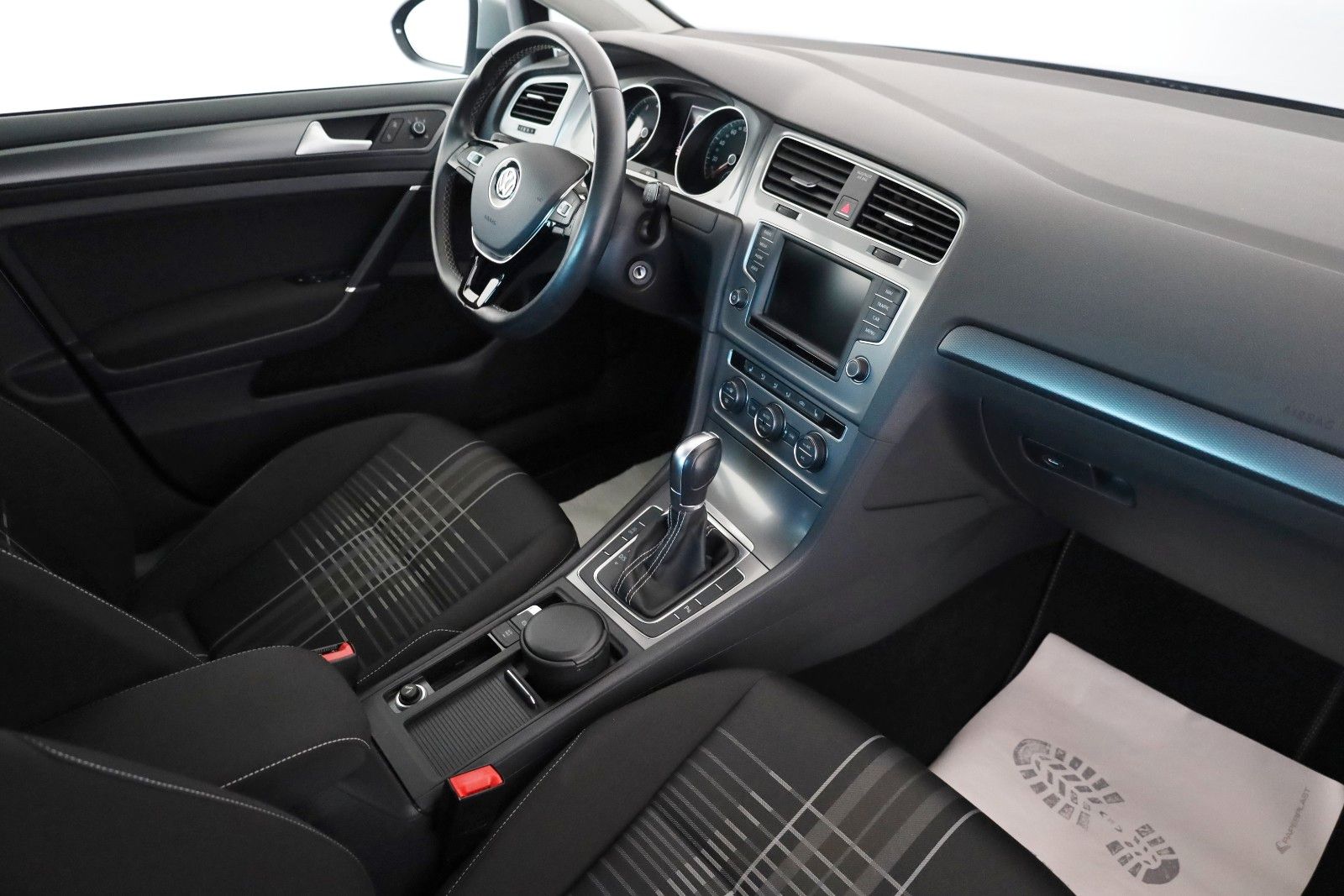 Fahrzeugabbildung Volkswagen Golf VII Lim. Lounge Navi,SH,PDC