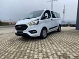 Ford Tourneo Custom 320L 9 Sitze/AHK - weiße Ford Tourneo Custom