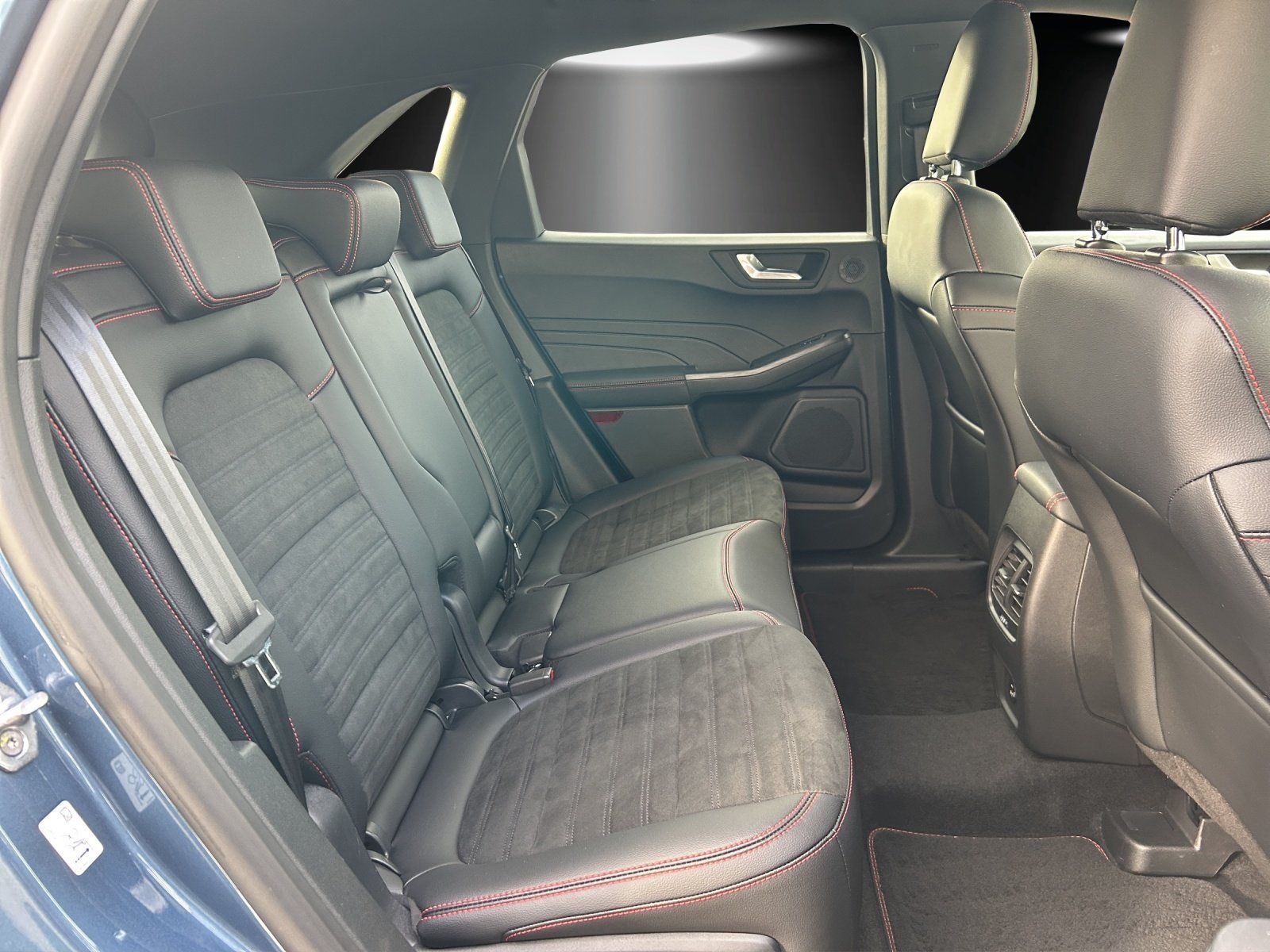 Fahrzeugabbildung Ford Kuga 2.5 PHEV ST-Line X Aut.LED/ACC/KAMERA/B&O/