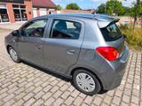 Mitsubishi Space Star 1.3 MIVEC - - Mitsubishi Space Star von privat
