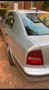 Skoda Octavia 1.6 Benziner TÜV bis 03/27 T... - gebrauchte Skoda Octavia aus dem Jahr 1998