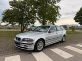 BMW E46 320i TÜV NEU! - BMW 320 aus 2000: Kombi, 320i