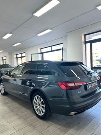 Audi A4 - 5