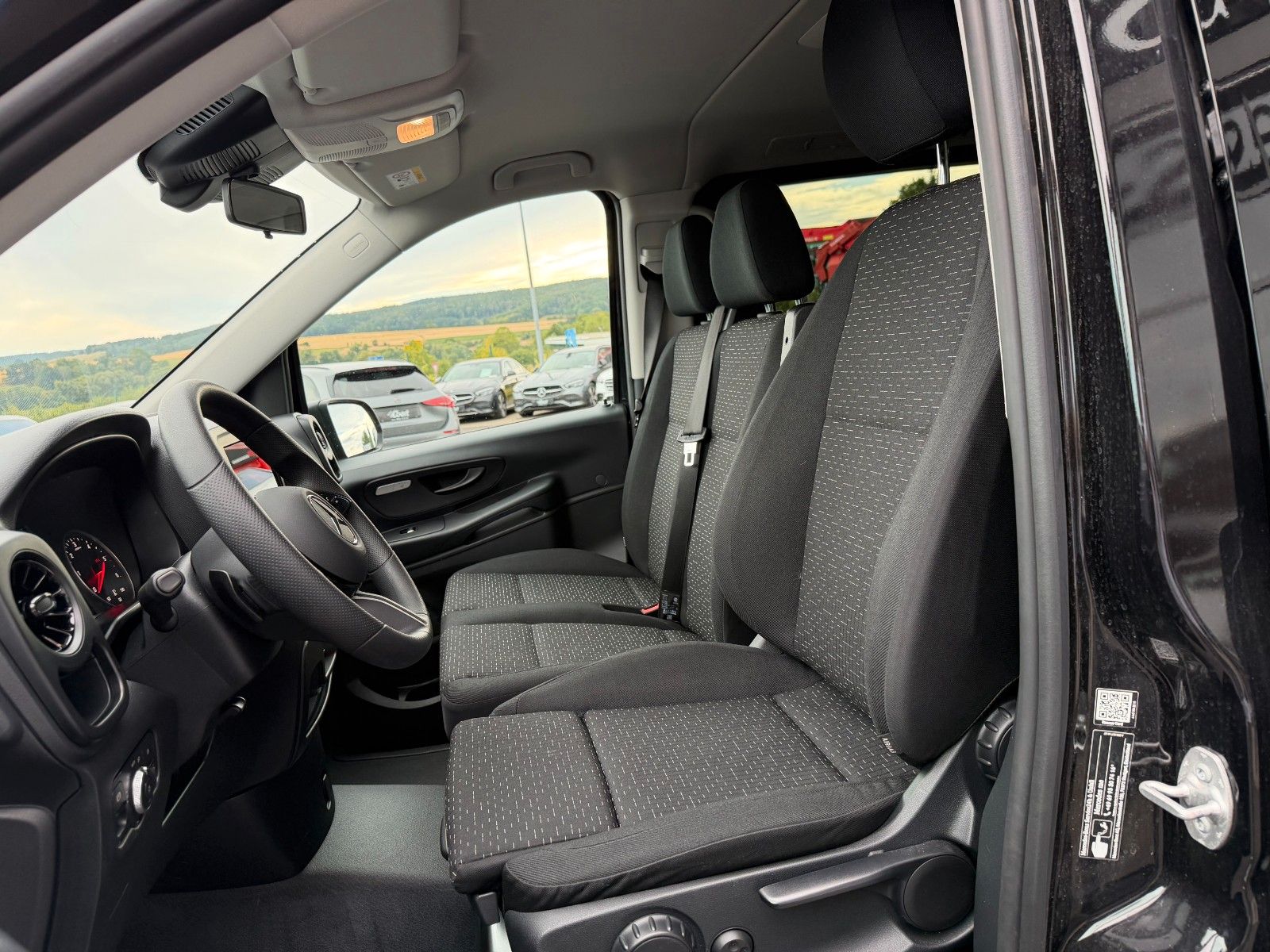 Fahrzeugabbildung Mercedes-Benz Vito 116 CDI 9G Tourer Extral AHK2,5to 2xKlima