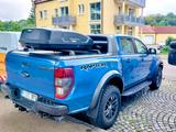 Ford Raptor - blaue Ford Raptor