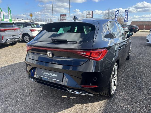 Seat LEON FR 2.0 TSI DSG NAVI SITZHEI. DAB+ EINPARKH.