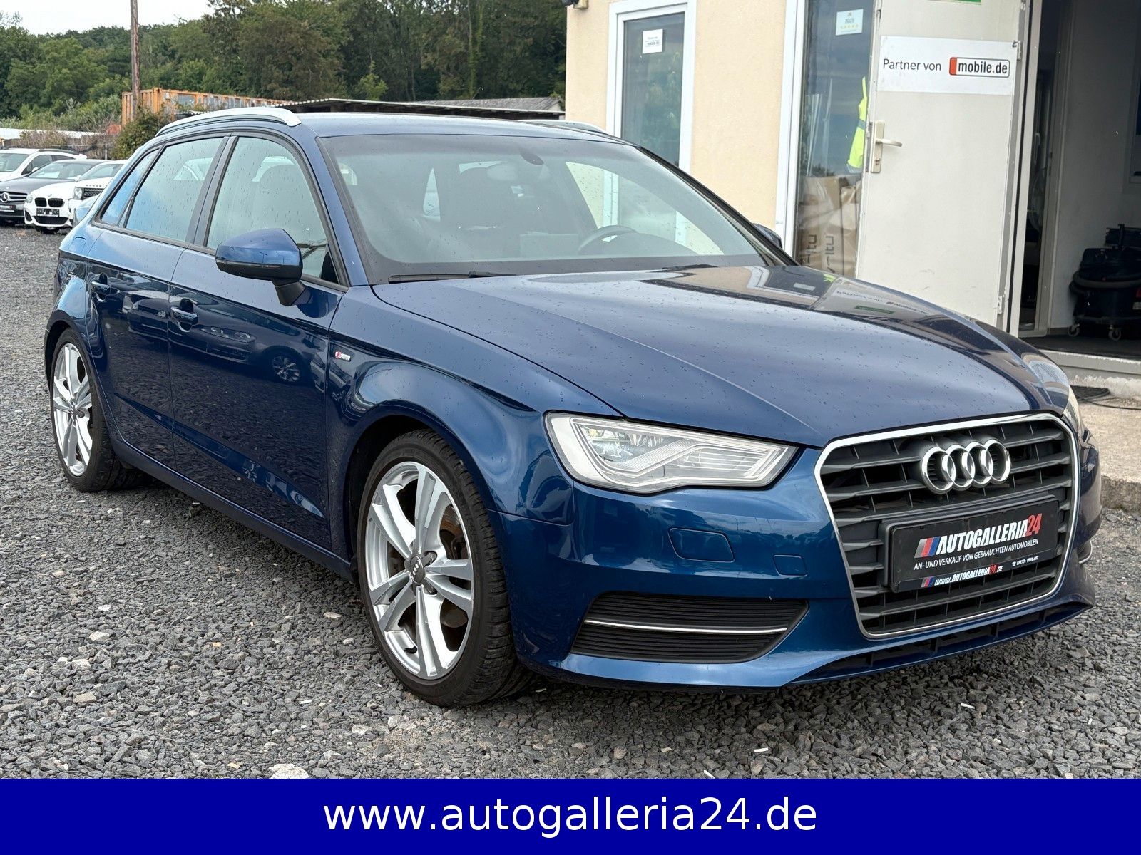 Fahrzeugabbildung Audi A3 1.6 TDI SPBK S LINE Navi Leder LED SPORTFWK