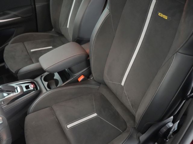 Grandland GSe 4X4 PHEV AT+NAVI+360 GRAD KAMERA+L