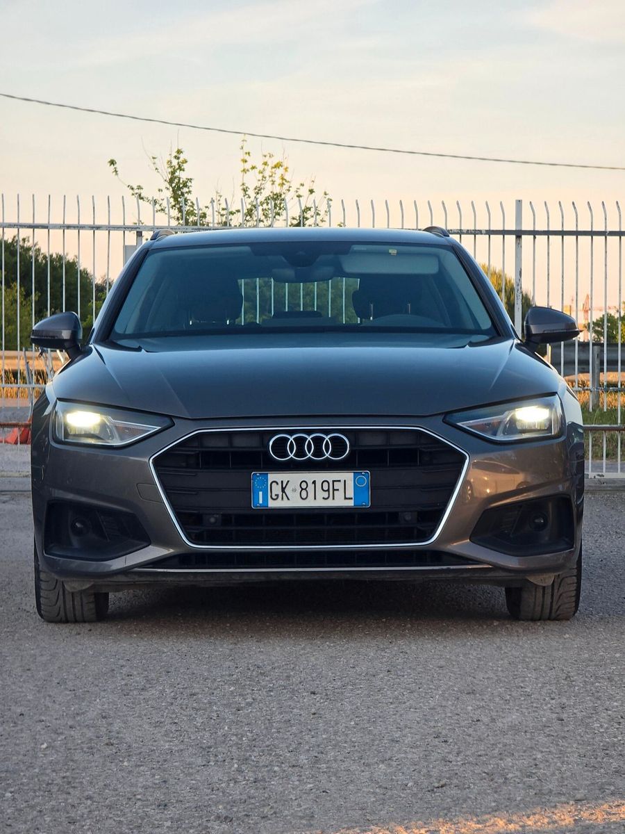 Audi A4 Avant 40 TDI S tronic Business imagem 2