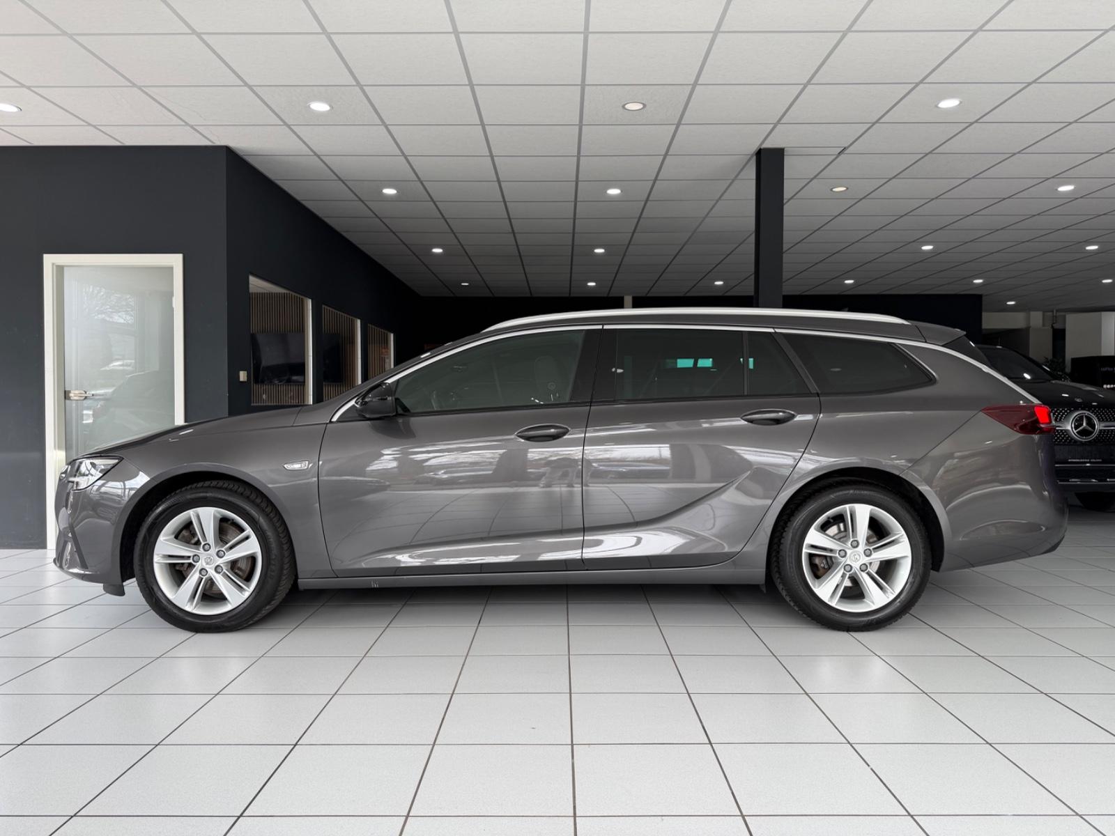 Opel Insignia B Sports Tourer Business*AHK*KAMERA*