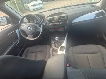 BMW 118 - 9