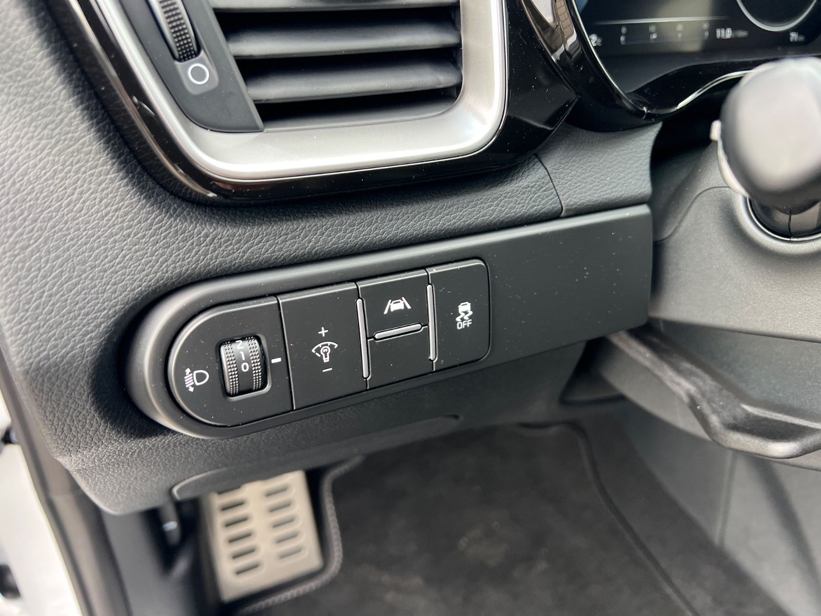 Fahrzeugabbildung Kia CEED 1.5T 140 DCT7 PLAT GD