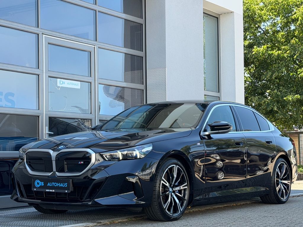 2023 BMW i5