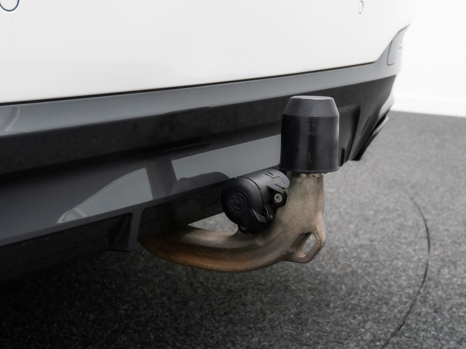 Fahrzeugabbildung BMW 540i xD M Sport 360°Memory DAB AHK Belüftung H/K