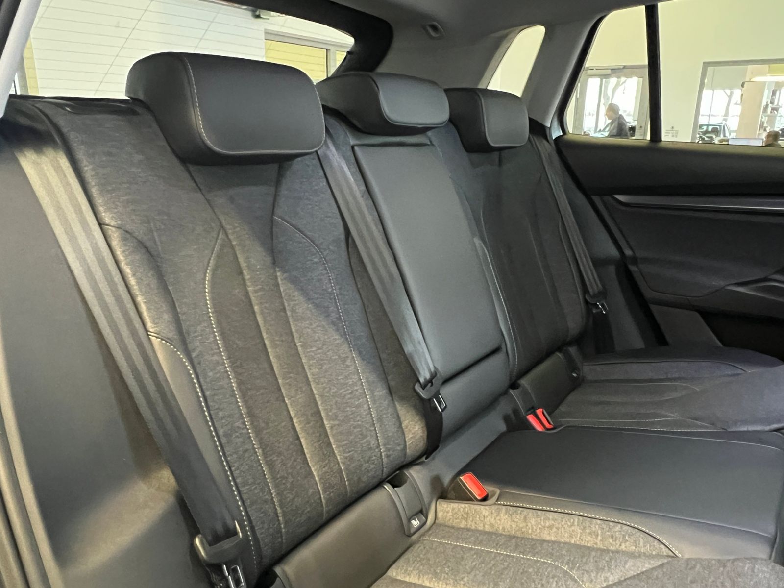 Fahrzeugabbildung SKODA Elroq 50 TOUR *AHK,Navi,19"-Felge*