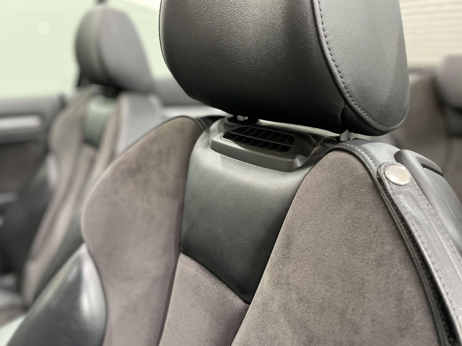 Fahrzeugabbildung Audi A3 S-Line ambition#19Zoll#Bi-Xenon#Tempo#SHZ#PDC