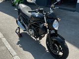 Suzuki SFV 650 Gladius (SV 650) SERVICE NEU TÜV 03/27 - SV 650