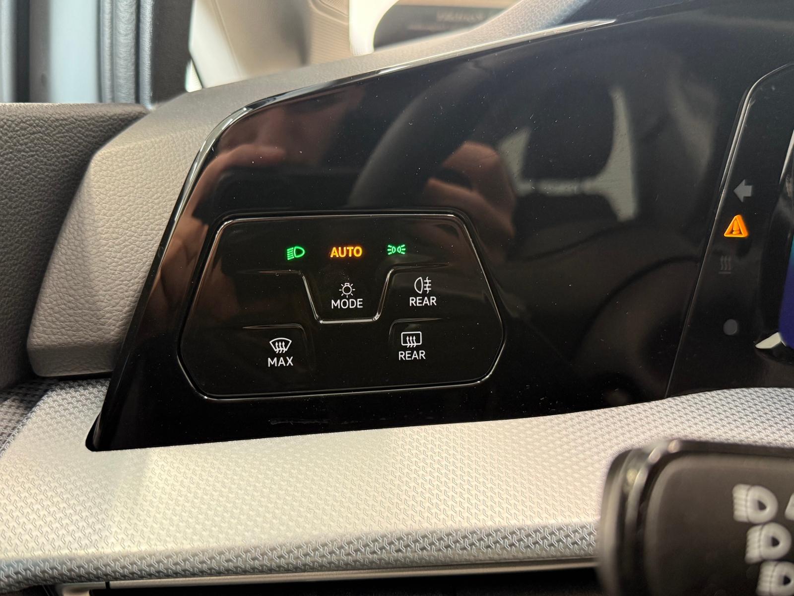 Volkswagen Golf VIII Goal 1.5 eTSI DSG LED RFK SHZ ACC, миниатюра 17